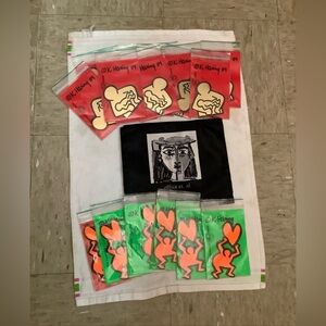 KEITH HARING RARE MODERN POP SHOP ART METAL PIN PLAQUE ORNAMENT 80s​​​​​